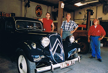 Le garage et le magasin - Notre histoire RestoClassicCar